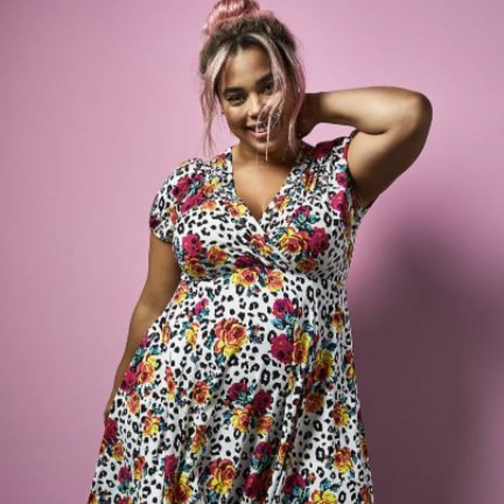 NWT Torrid Betsey Johnson White Leopard Floral Challis Fit & Flare Midi Dress